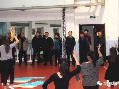 廳領(lǐng)導(dǎo)赴延吉分局指導(dǎo)文藝匯演準(zhǔn)備工作